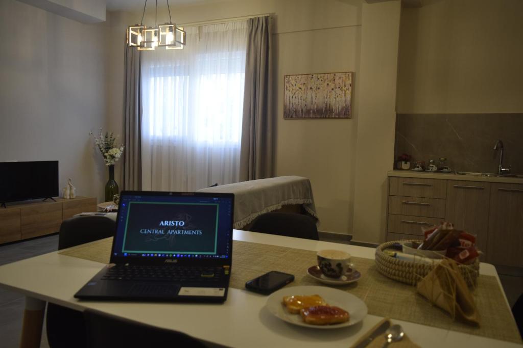 Aristo Central Apartments - 11