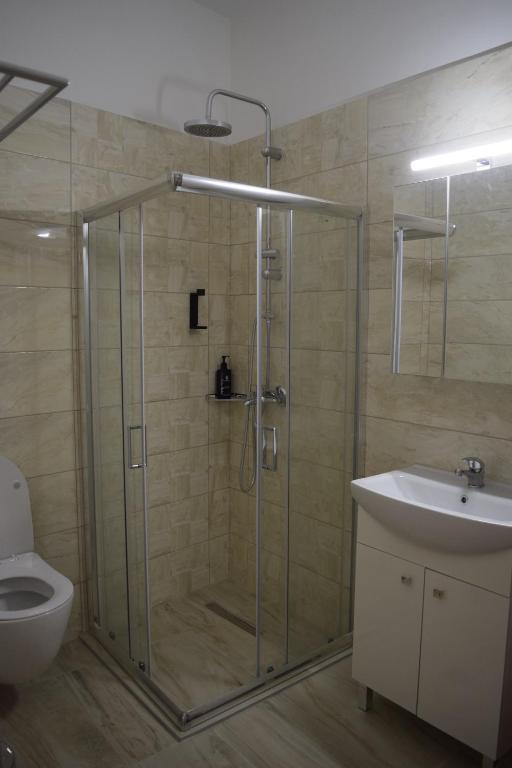 Aristo Central Apartments - 9