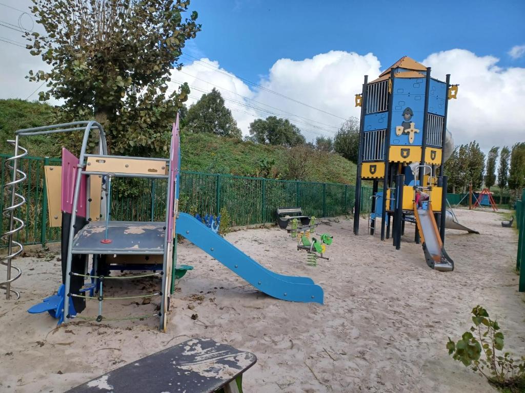 Herní místnost nebo prostor pro děti v ubytování Holiday Cottage Seaside