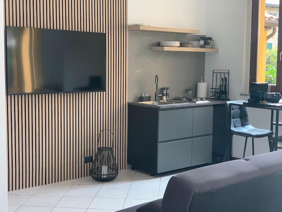 Kuchyň nebo kuchyňský kout v ubytování Jasmine garden apartment