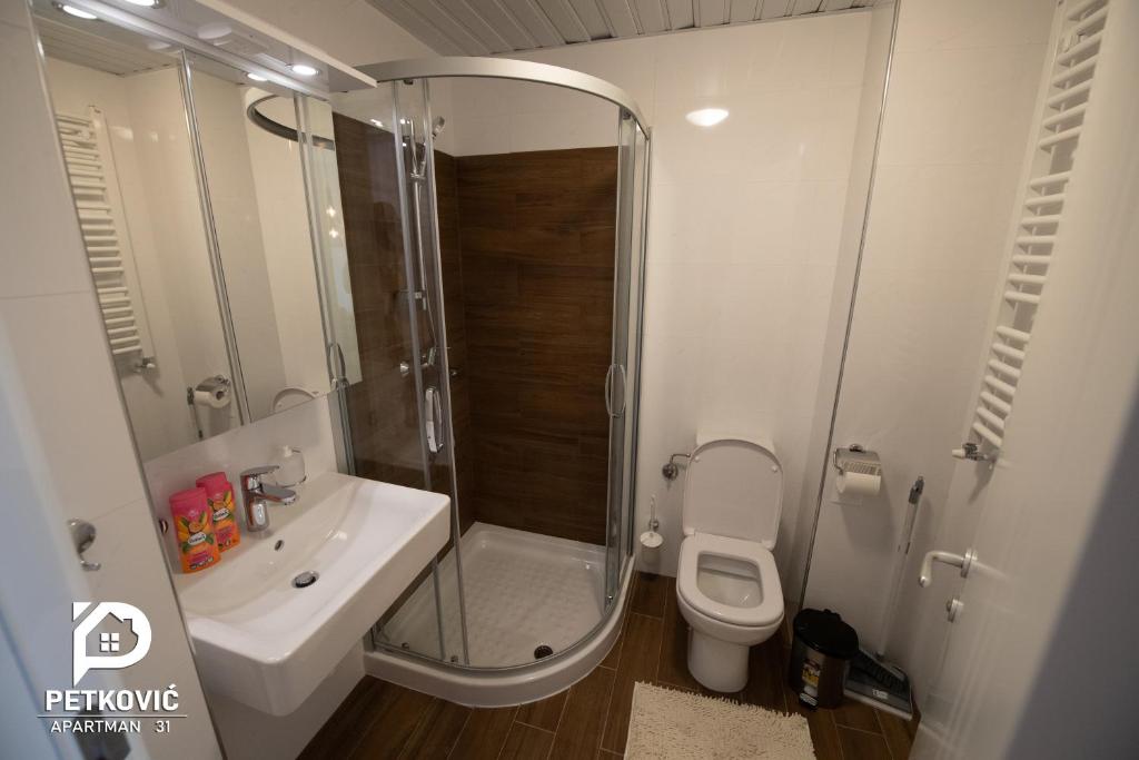 Koupelna v ubytování Petković apartmani 31 STUDIO