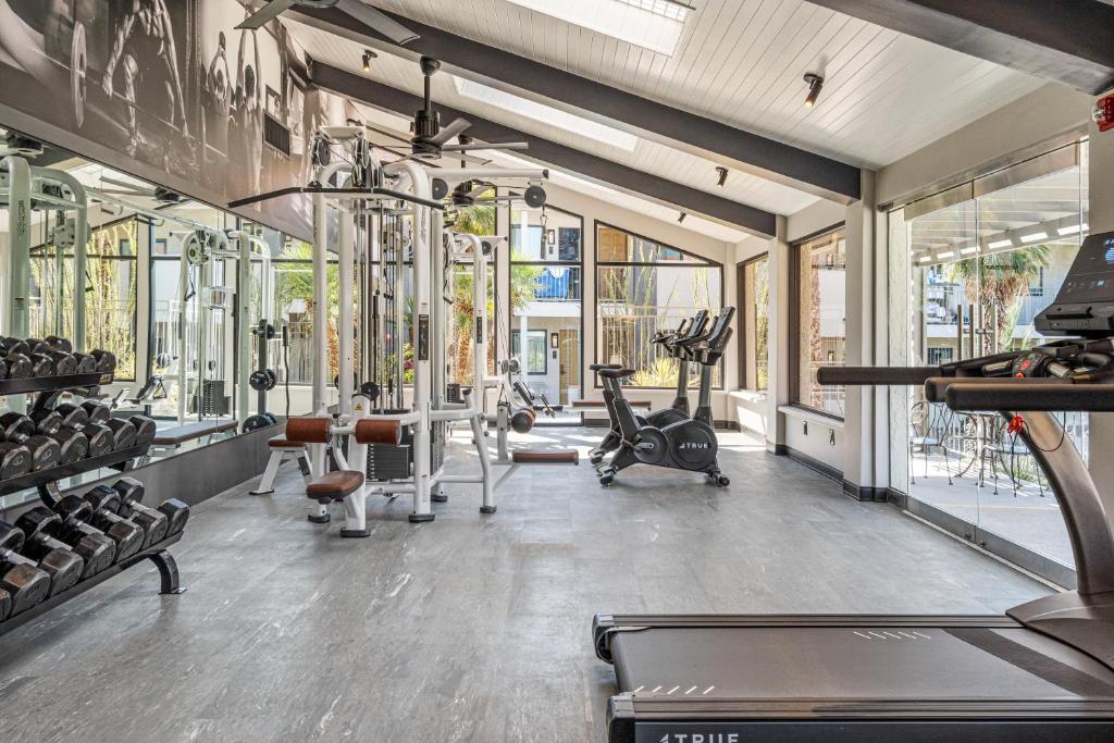 Fitness centrum a/nebo fitness zařízení v ubytování 3 Palms Tucson North Foothills