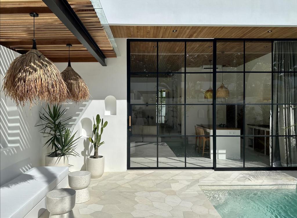 The Suites by The Young Villas - 1