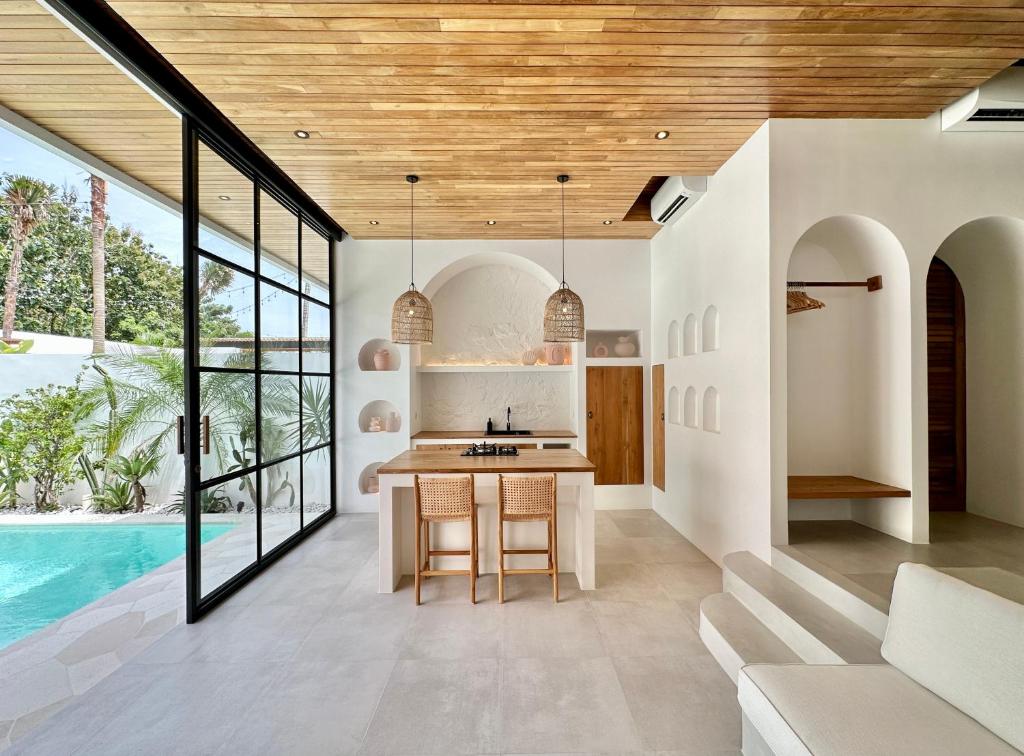 The Suites by The Young Villas - 19