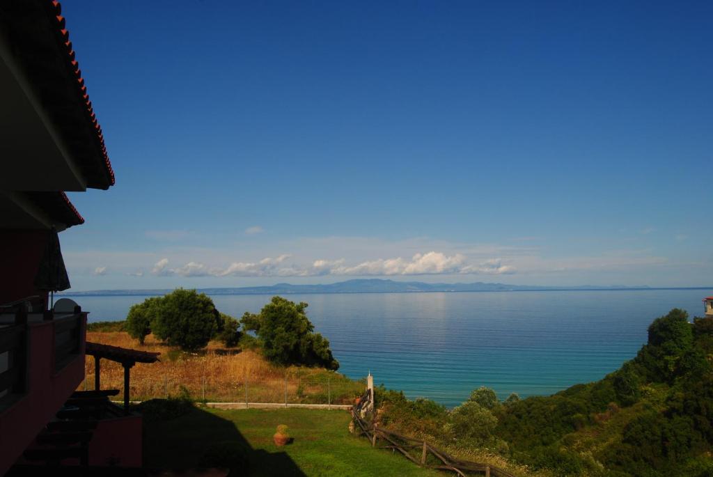 Marianna Sea View Afitos - 2