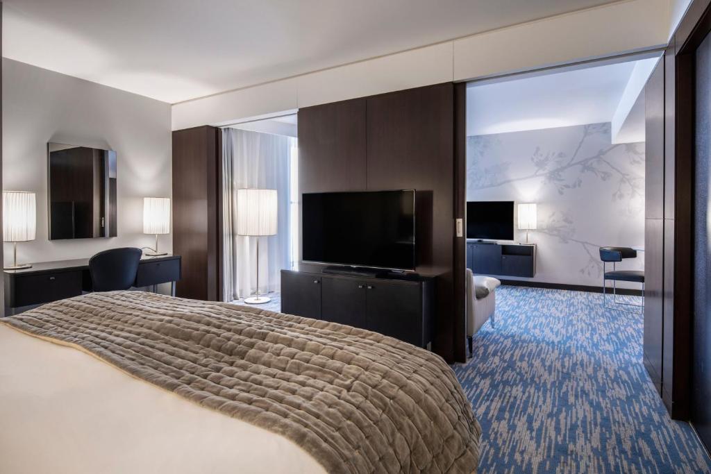 Renaissance Paris Arc de Triomphe Hotel - Resim 40