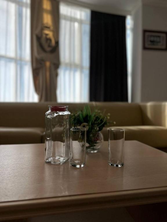 Tanzharyk Hotel - Suite Met Uitzicht Op De Stad