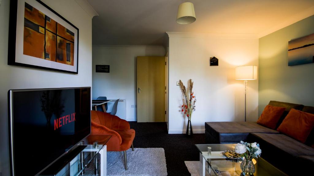 Posezení v ubytování SOUTHAMPTON Central Apartments - Wise Stays
