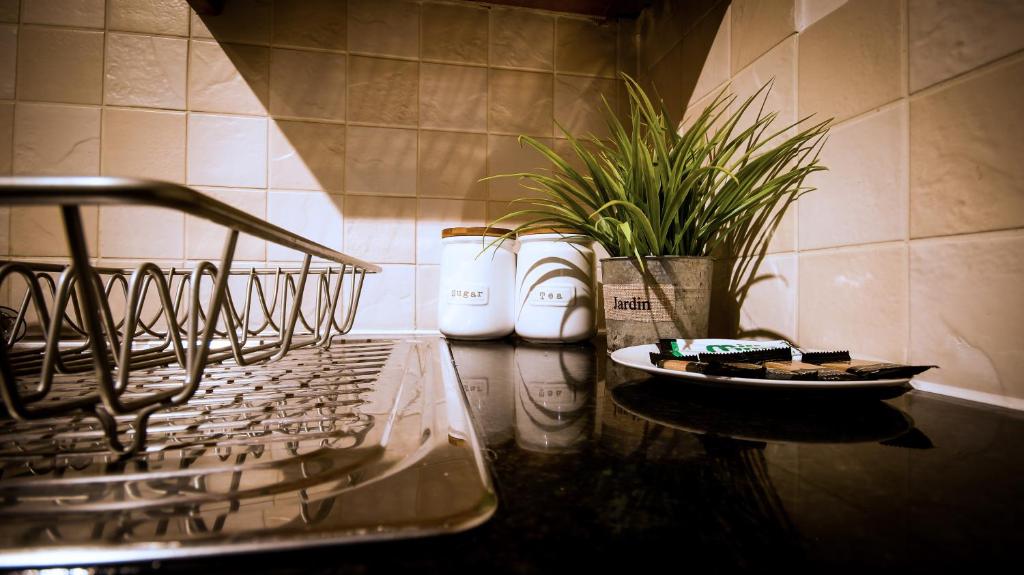 Posezení v ubytování SOUTHAMPTON Central Apartments - Wise Stays