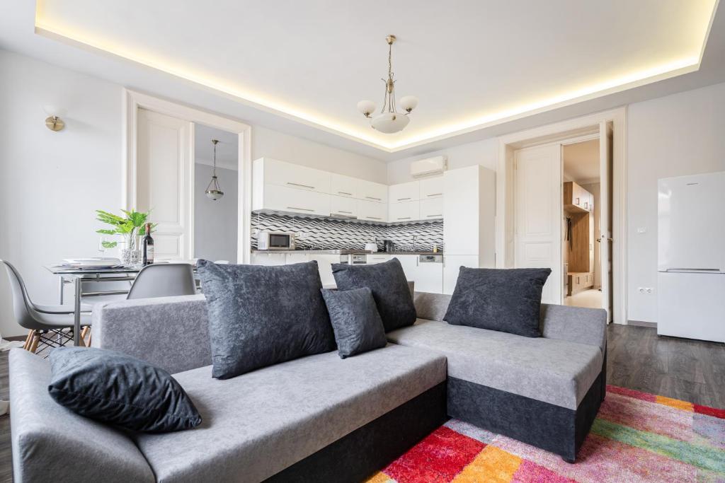 Szentkirályi Apartman 2 1088 Budapest, 35 Szentkirályi utca kép - 1