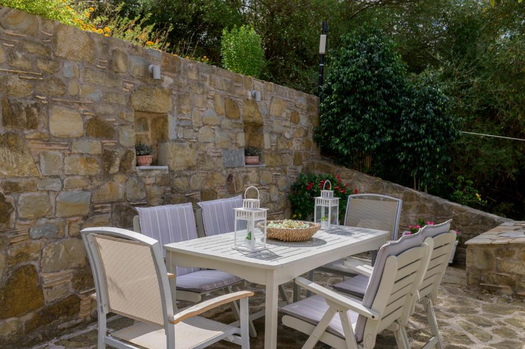 Zdjęcie z galerii obiektu Pelagia's Apartments Finikounda w mieście Finikounda