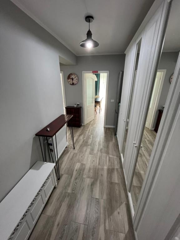 2 Rooms Apartment with Parking Spot