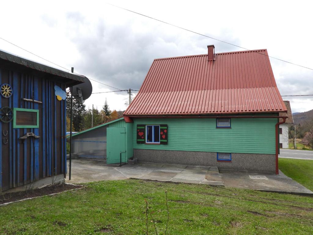Budova, kde se prázdninový dům nachází