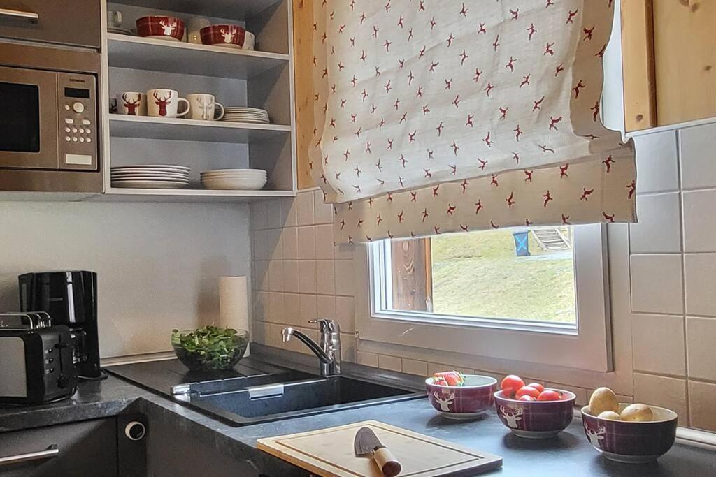 Kuchyň nebo kuchyňský kout v ubytování PAAL 162 - Tolle Aussicht, 2 Terasssen, Großes Grundstück