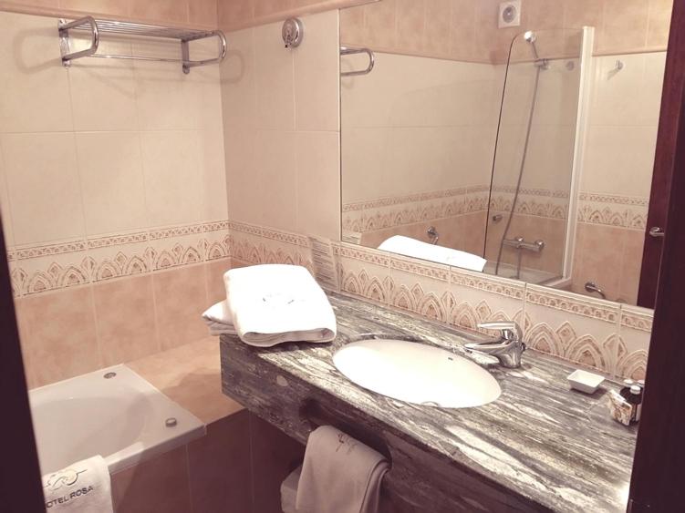 Koupelna v ubytování Hotel Rosa & Spa Begur