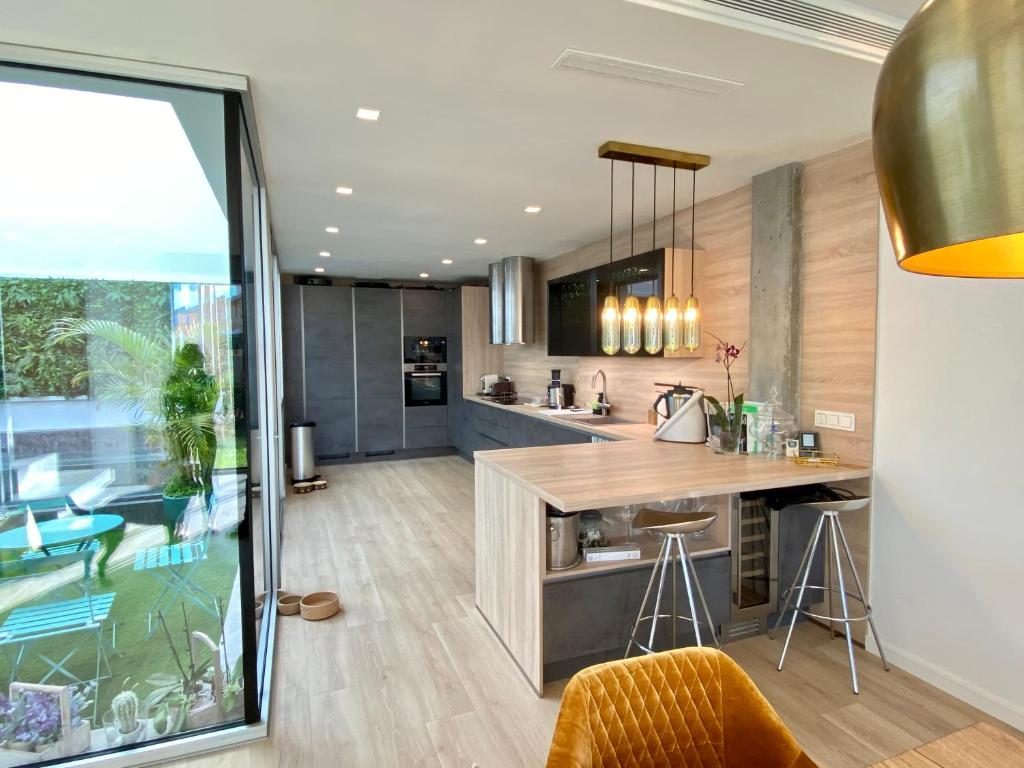 Front beach Villa in Marbella with Amazing Sea Views Semidetached photo photo 5