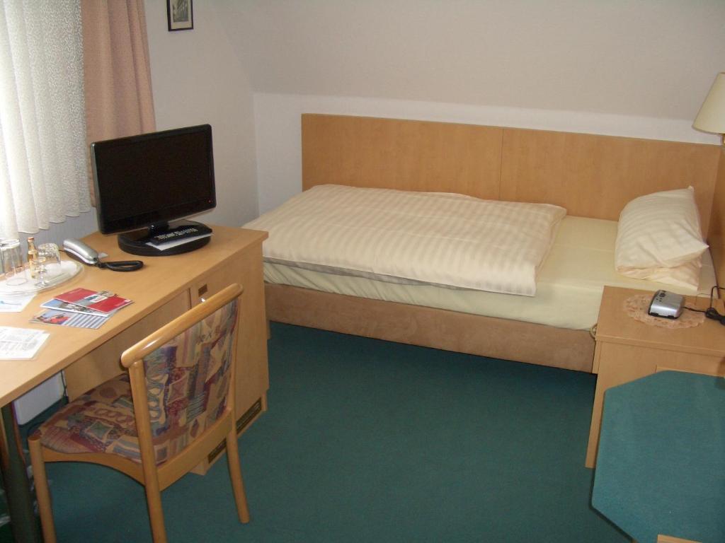 Postel nebo postele na pokoji v ubytování Hotel Ohrberg