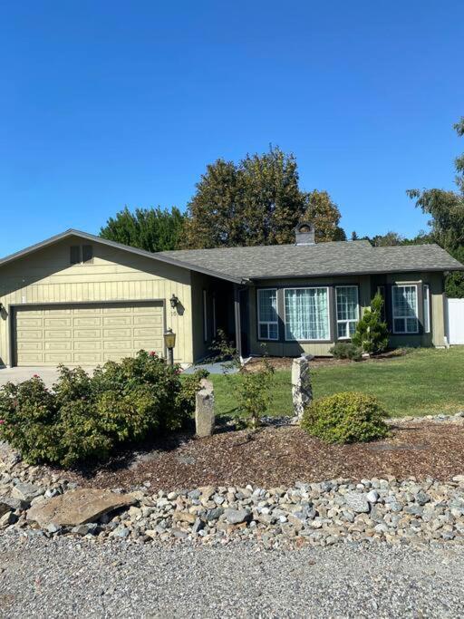 Charming 3 Bedroom home with chimney & RV parking