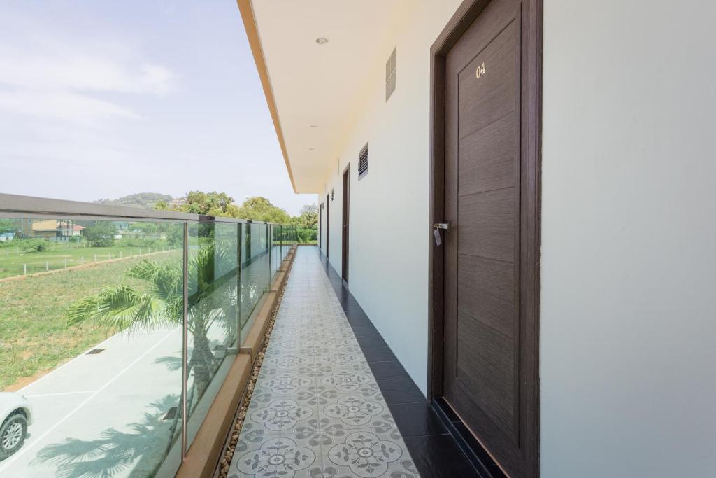 Balkón nebo terasa v ubytování Journey Residence Phuket