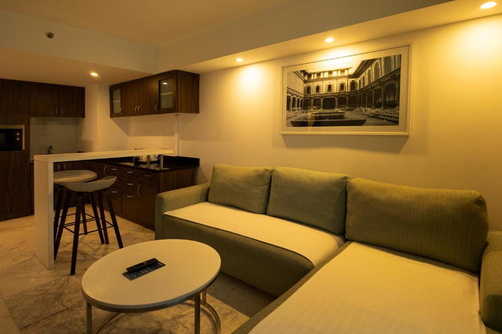 Kuchyň nebo kuchyňský kout v ubytování Fairfield by Marriott Pune Kharadi