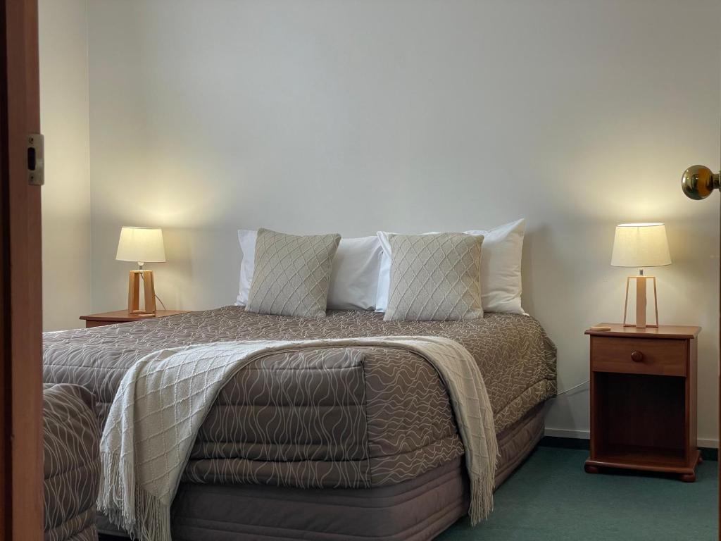 ASURE Ambassador Motor Lodge - Resim 35