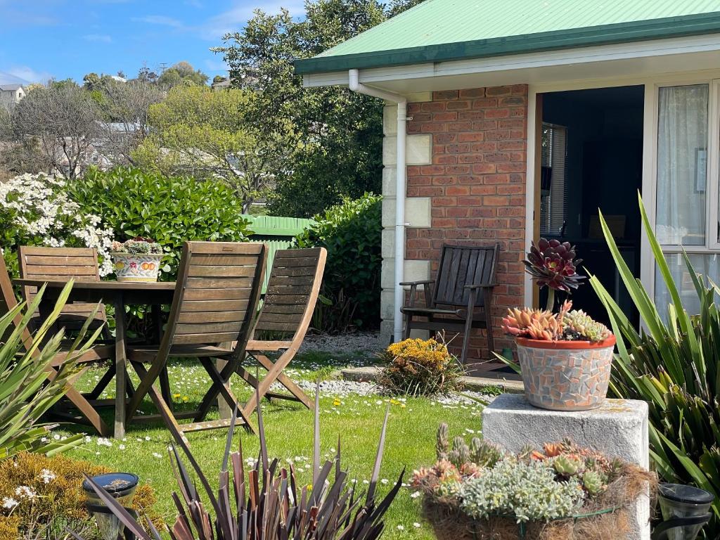 ASURE Ambassador Motor Lodge - Resim 40