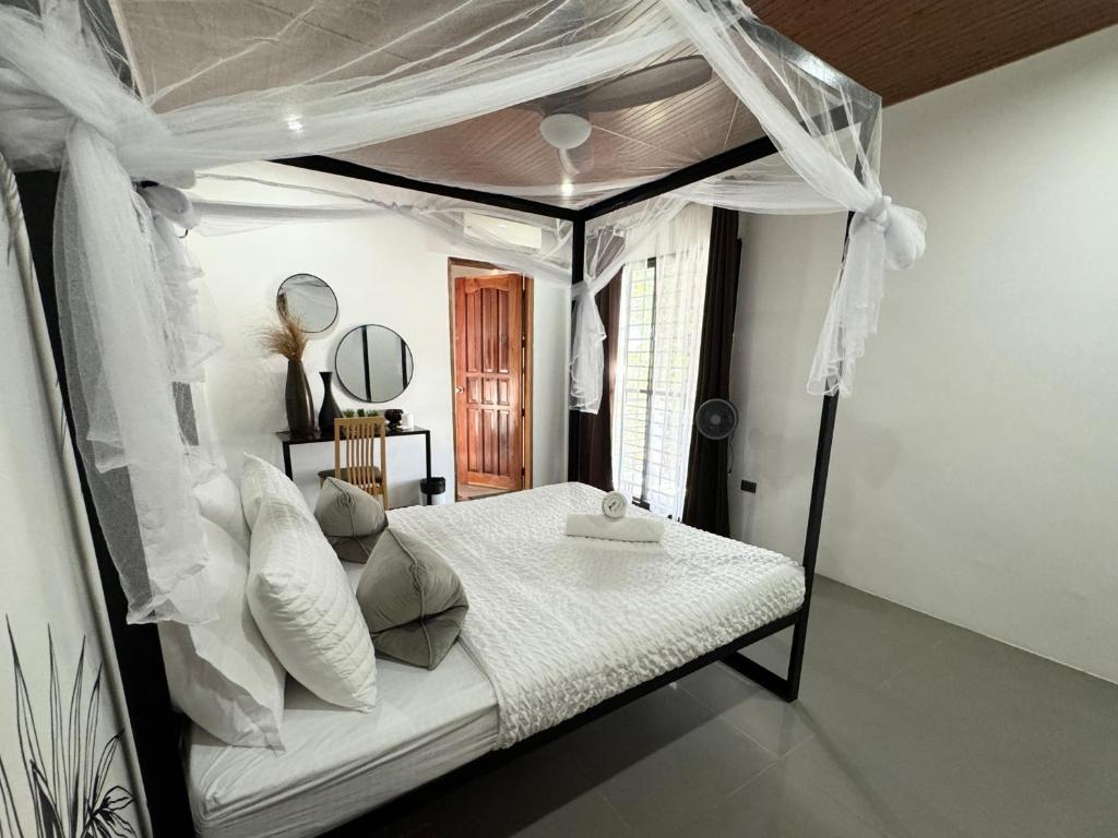 Mahajab Homestay SIARGAO - Queen Room