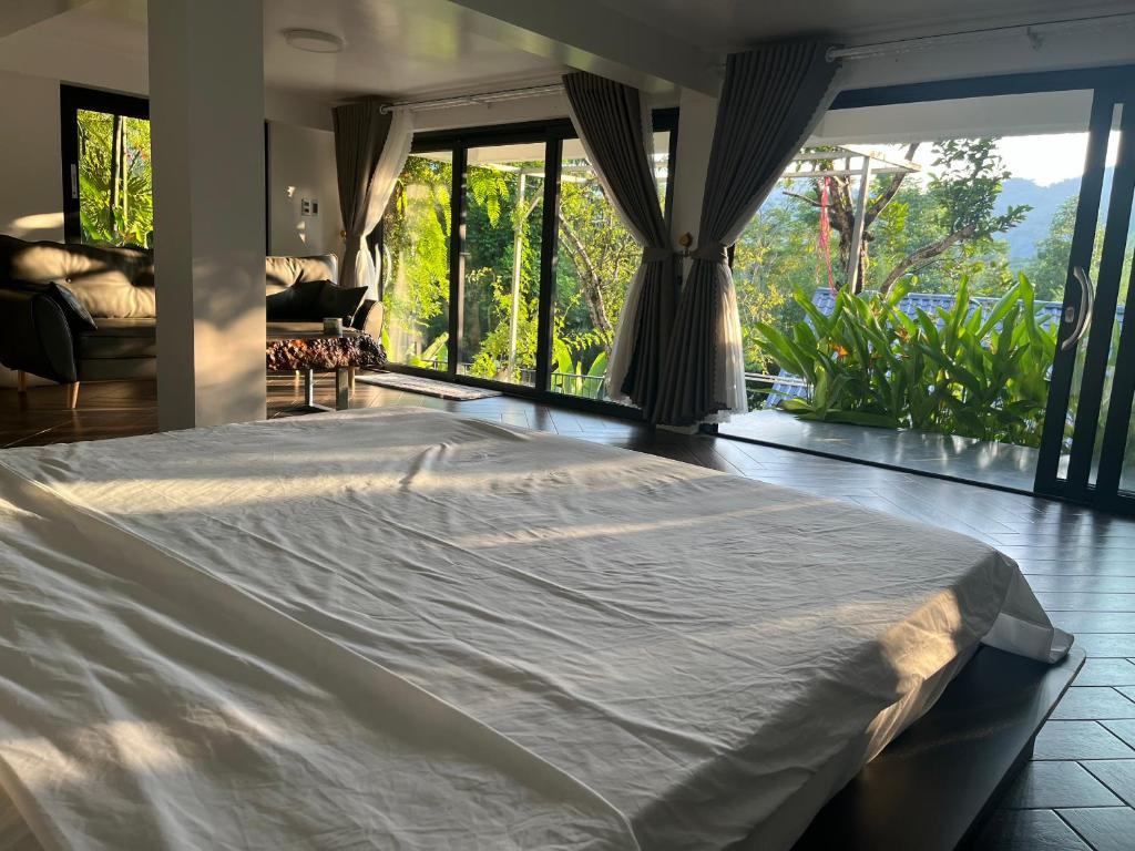 Lake House - Double Room