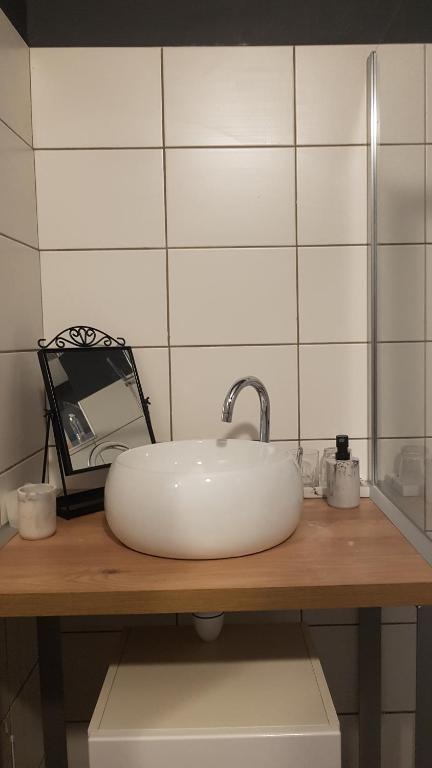 Fotografie z fotogalerie ubytování Artbnb v destinaci Lézat-sur-Lèze