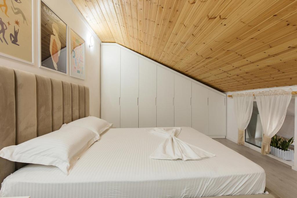 Loft Apartment by Holistay - Image 2