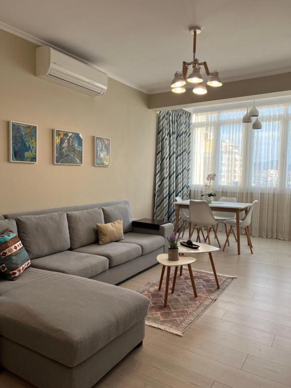 Grand New Bazaar Apartment - Imazhi 3