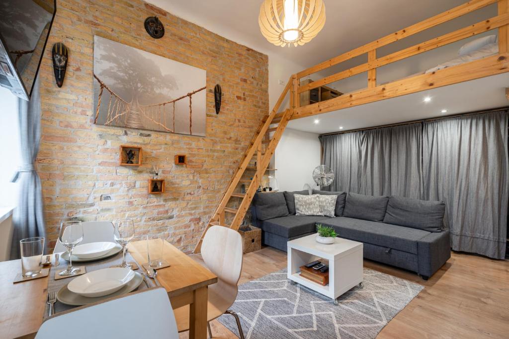 Wanderlust Hideaway Apartment 1081 Budapest, 22 II. János Pál pápa tér kép - 1