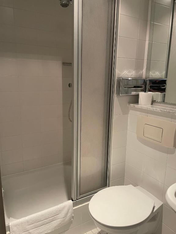 Koupelna v ubytování Hotel Bitterfelder Hof