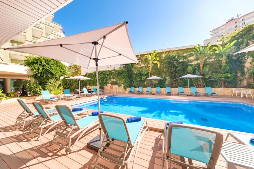Bazén v ubytování Hotel Agua Beach "Adults only" nebo v jeho okolí