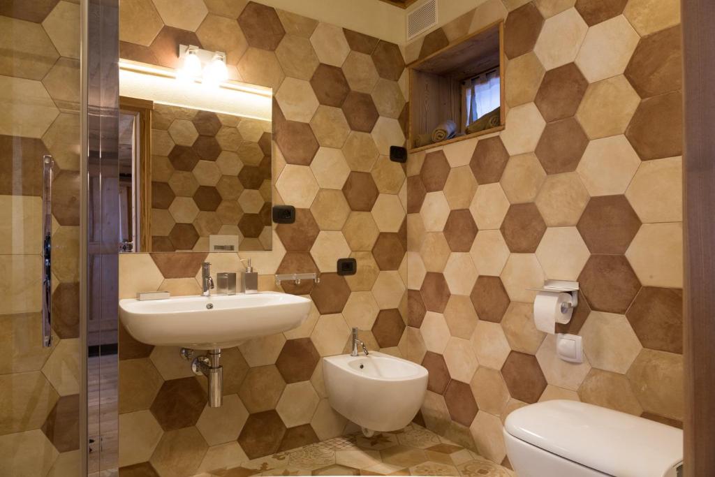 Koupelna v ubytování Lavarets Chambres d’Hôtes