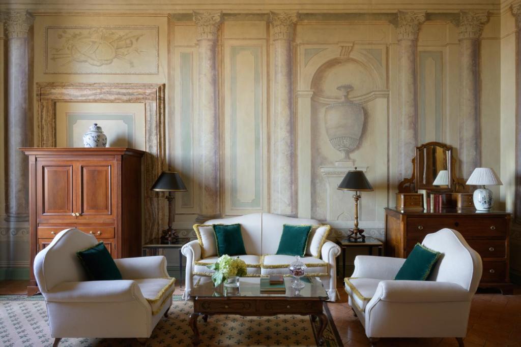 Posezení v ubytování Grand Hotel Continental Siena - Starhotels Collezione