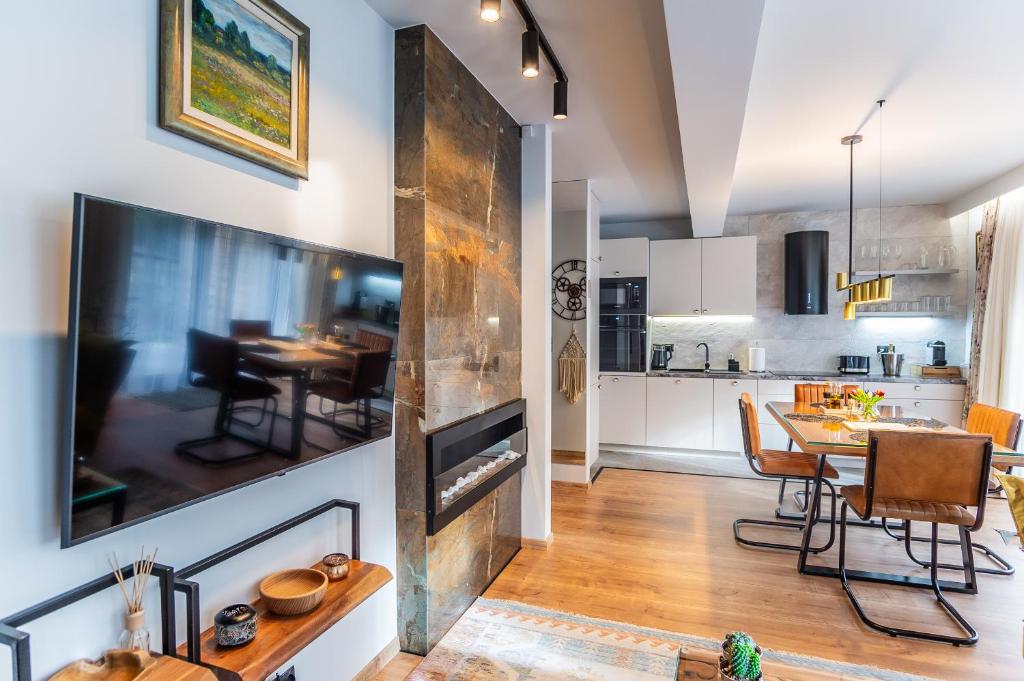 Kuchyňa alebo kuchynka v ubytovaní Apartament 3 Strążyska 21A