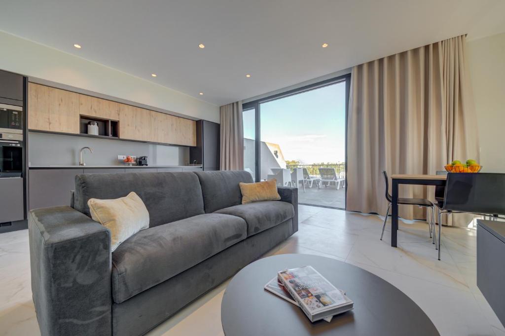 Posezení v ubytování Mayfair by Premier Suites MT