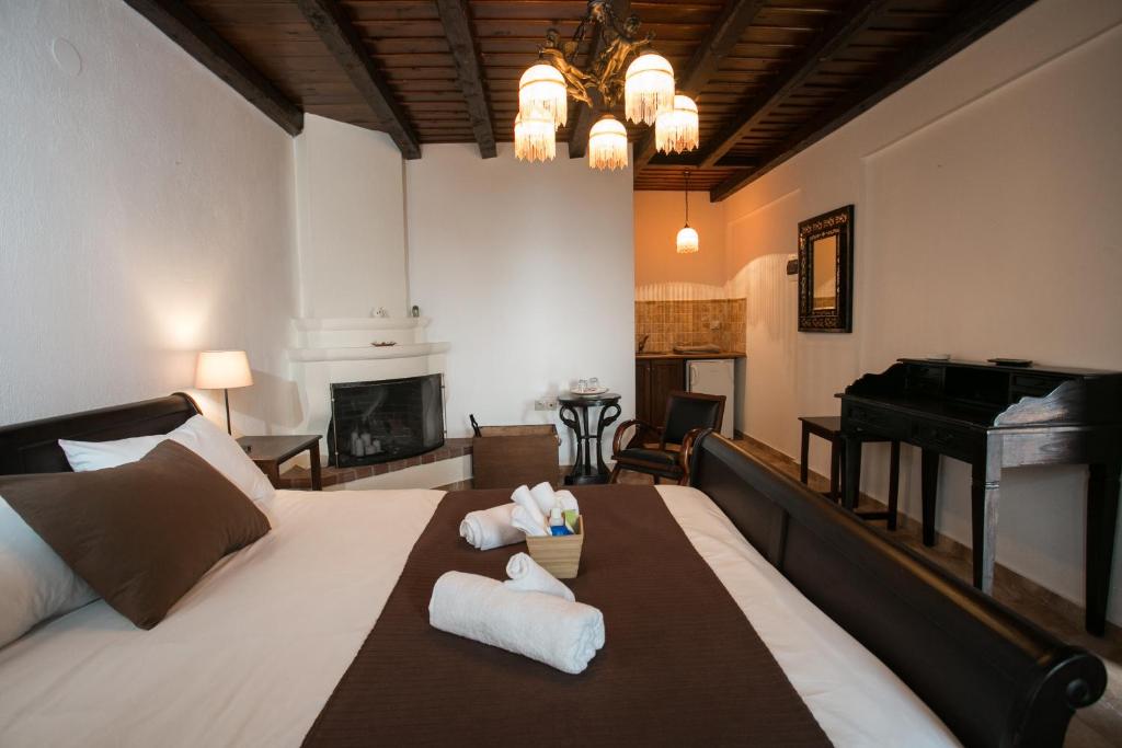 Postel nebo postele na pokoji v ubytování Enastron Guesthouse