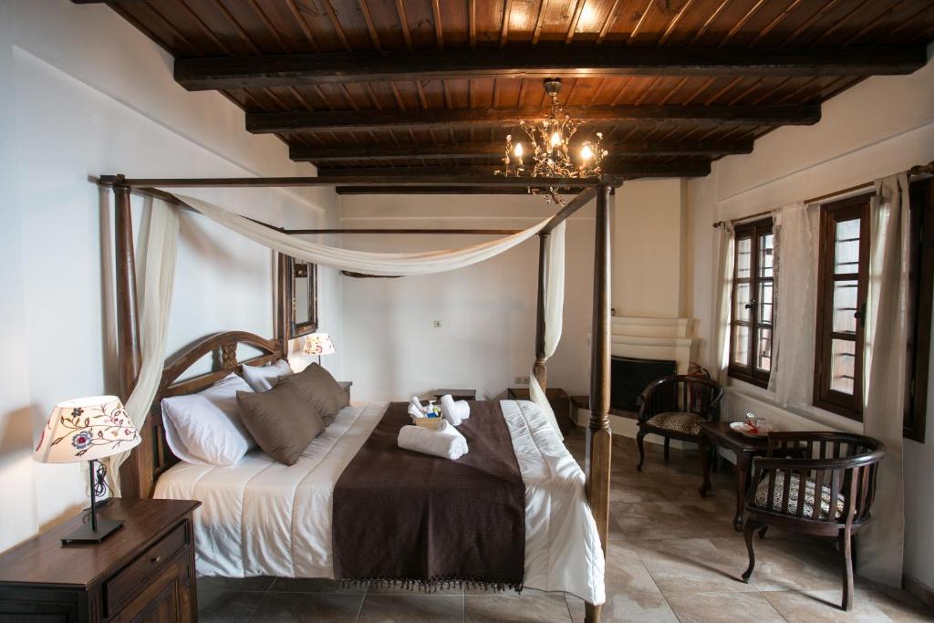 Postel nebo postele na pokoji v ubytování Enastron Guesthouse
