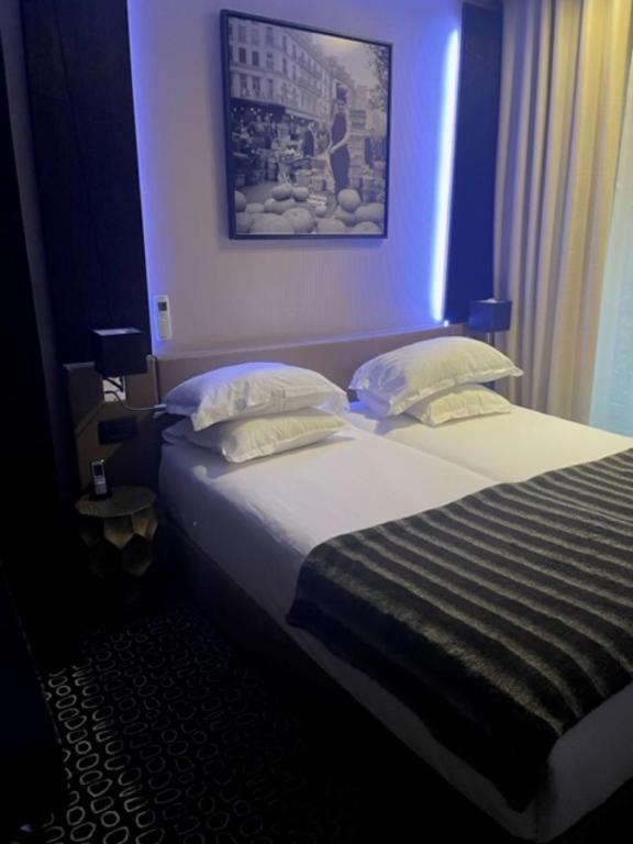 Hôtel Elysées Paris - Resim 27