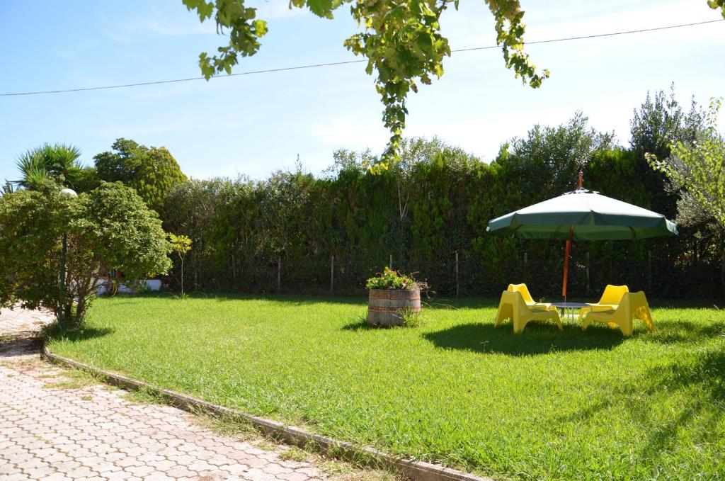 Vonkajšia záhrada v ubytovaní B&B Il Girasole