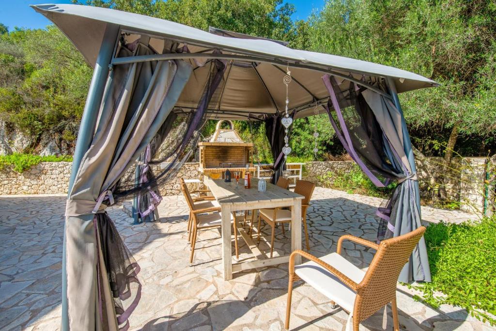 Fotografie z fotogalerie ubytování Lilac Lilium Artistsvillas v destinaci Gaios