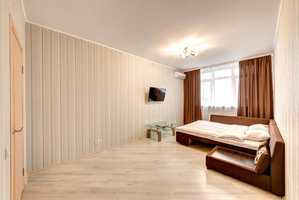 Apartment Voskresenska 18 , Парковые Озера - Chambre Familiale Avec Salle De Bain