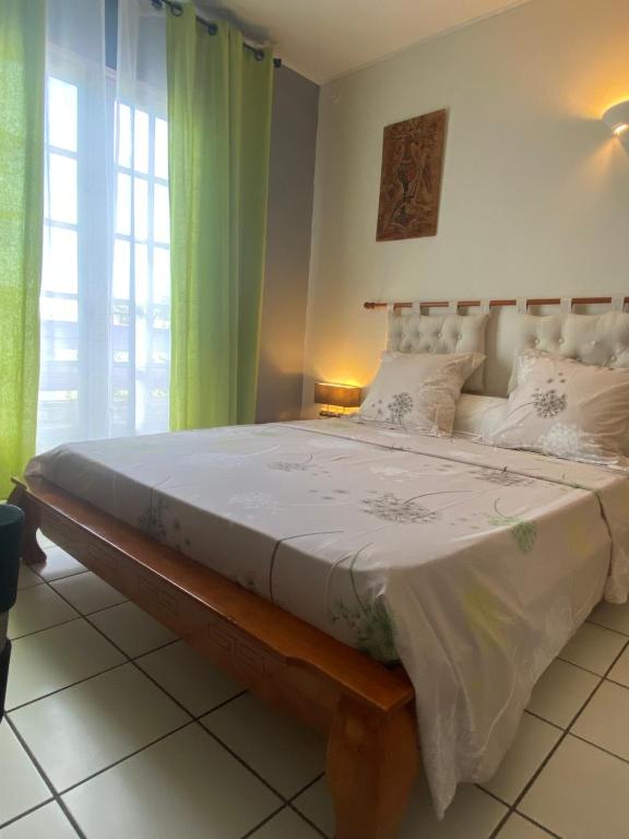 Postel nebo postele na pokoji v ubytování Happyhome2