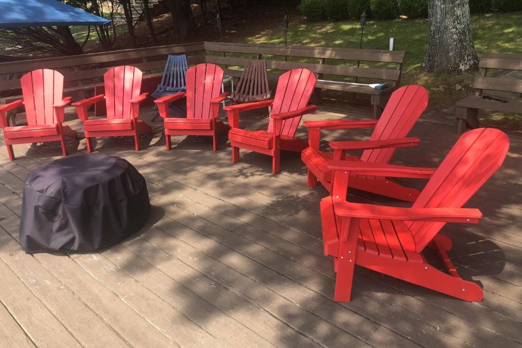 Lake Side Villa, Waleska (updated prices 2024)