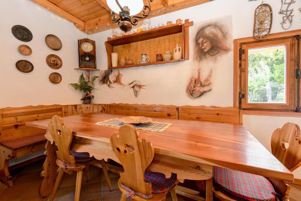 Fotografie z fotogalerie ubytování Chalet "Baita Cavacca" v destinaci Crone