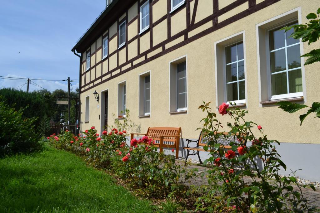 Zahrada ubytování Großzügiges Ferienhaus nahe Rochlitz