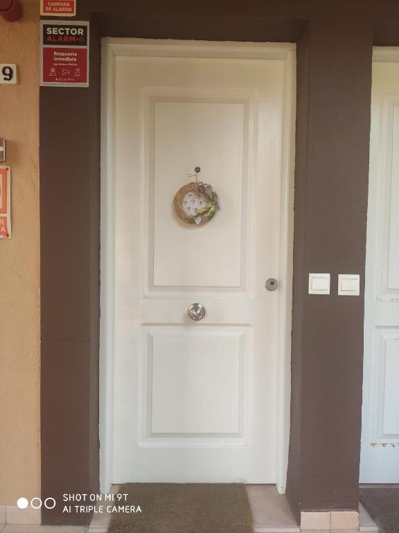 Zdjęcie z galerii obiektu APARTAMENTO CASARES PLAYA w mieście San Luis de Sabinillas