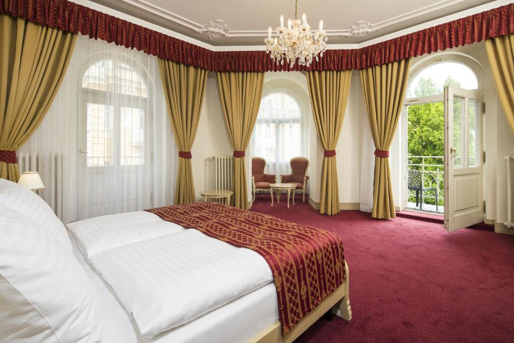 OREA Spa Hotel Palace Zvon Mariánské Lázne - Resim 36